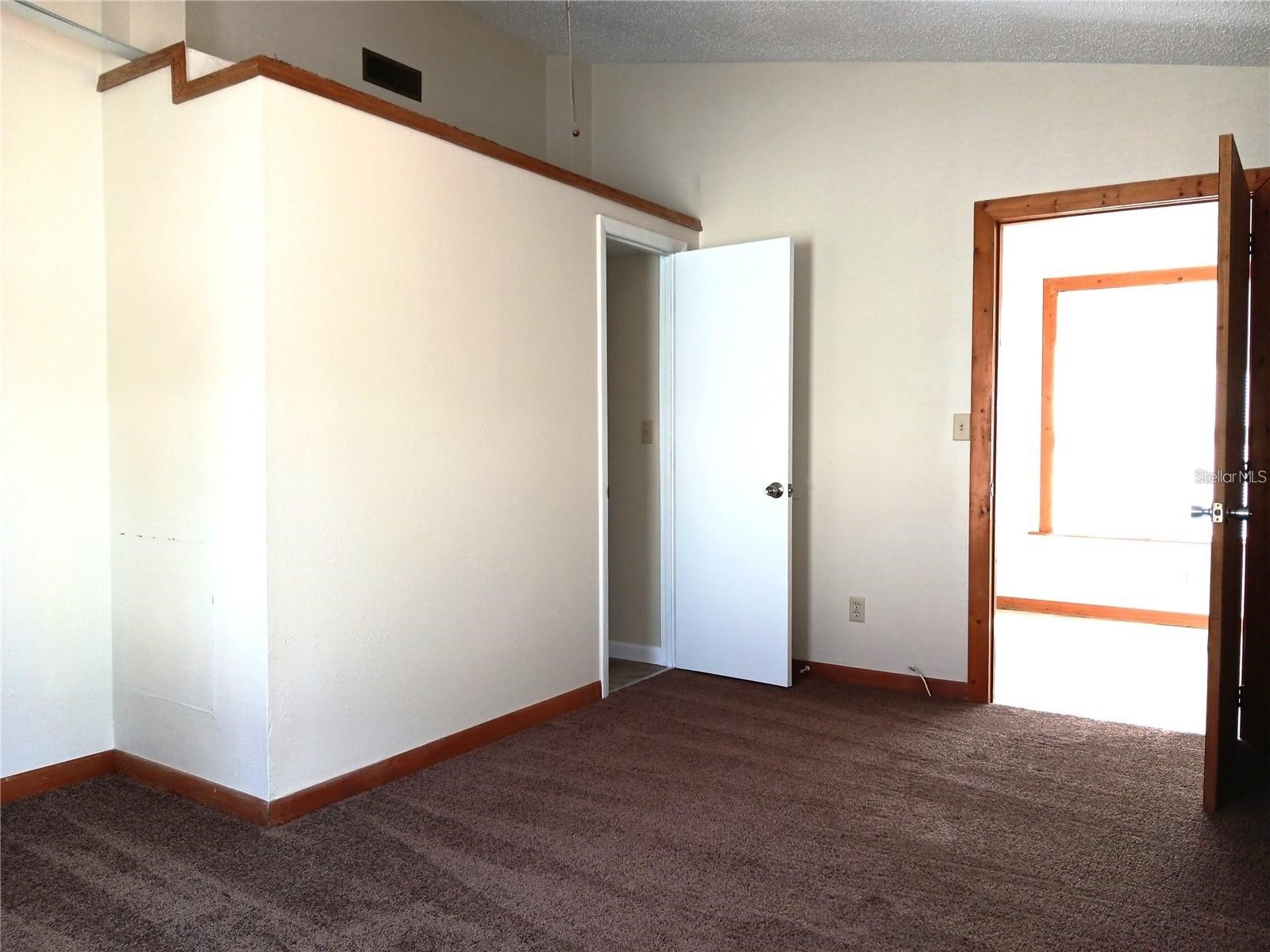 4840 19th Street N Saint Petersburg FL 33714 TB8529889 image4