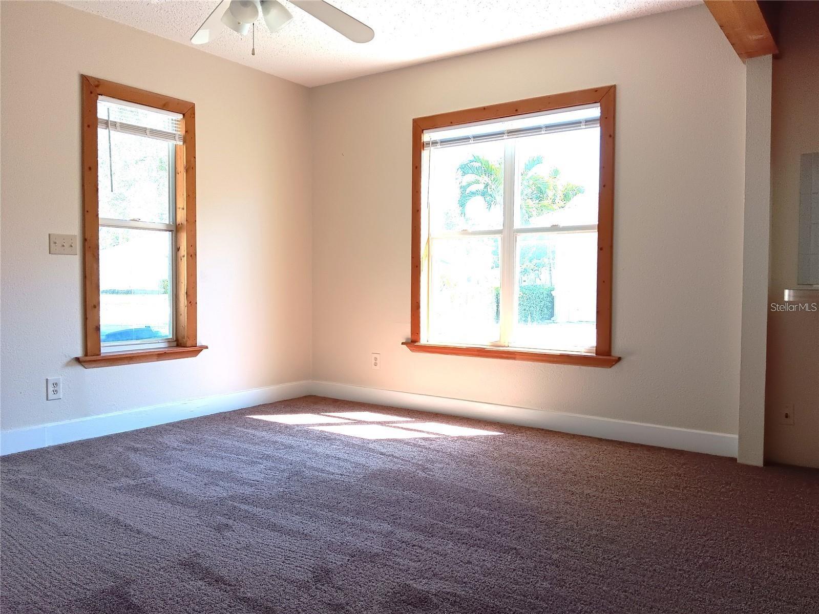 4840 19th Street N Saint Petersburg FL 33714 TB8529889 image7