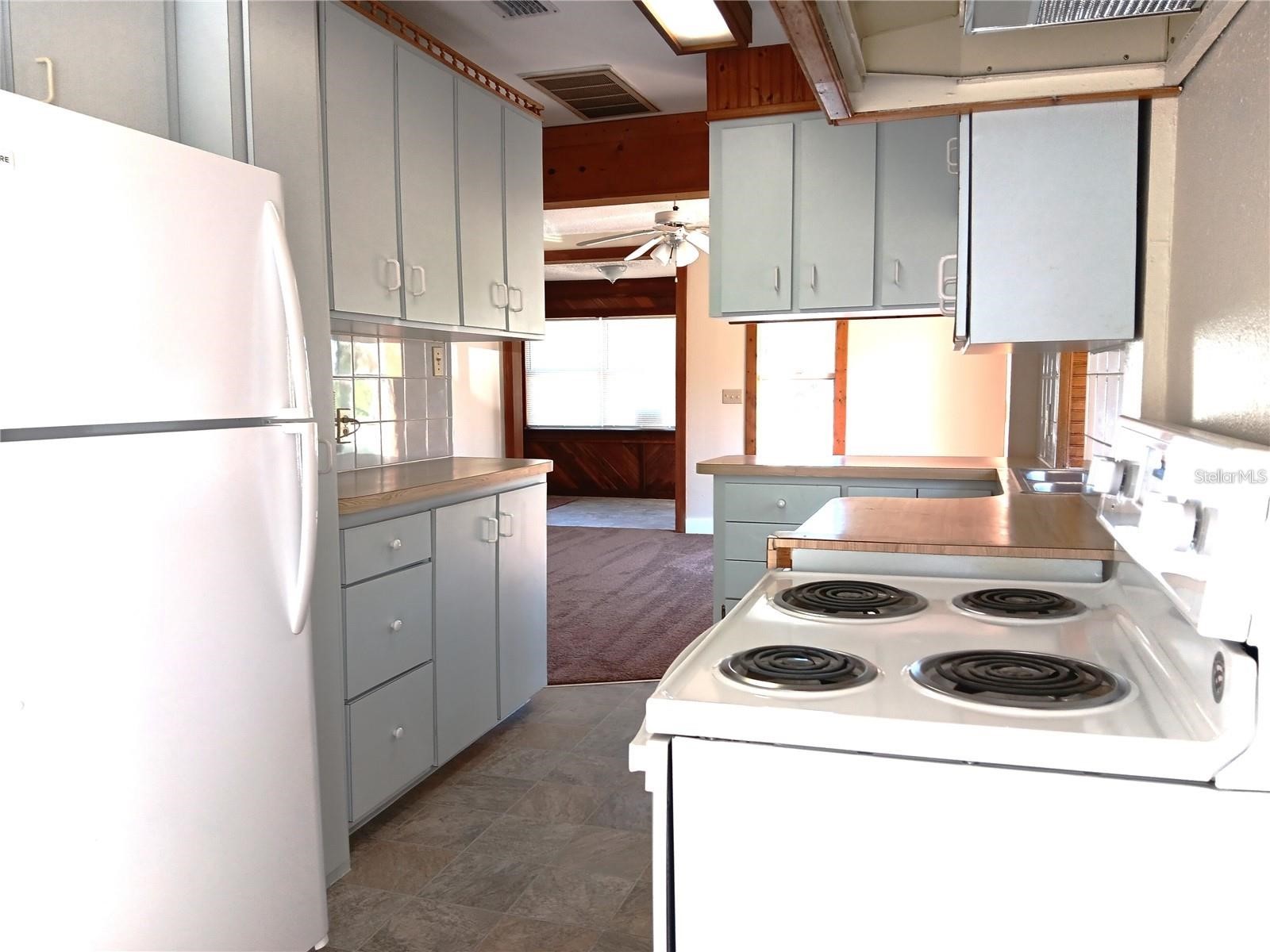 4840 19th Street N Saint Petersburg FL 33714 TB8529889 image9