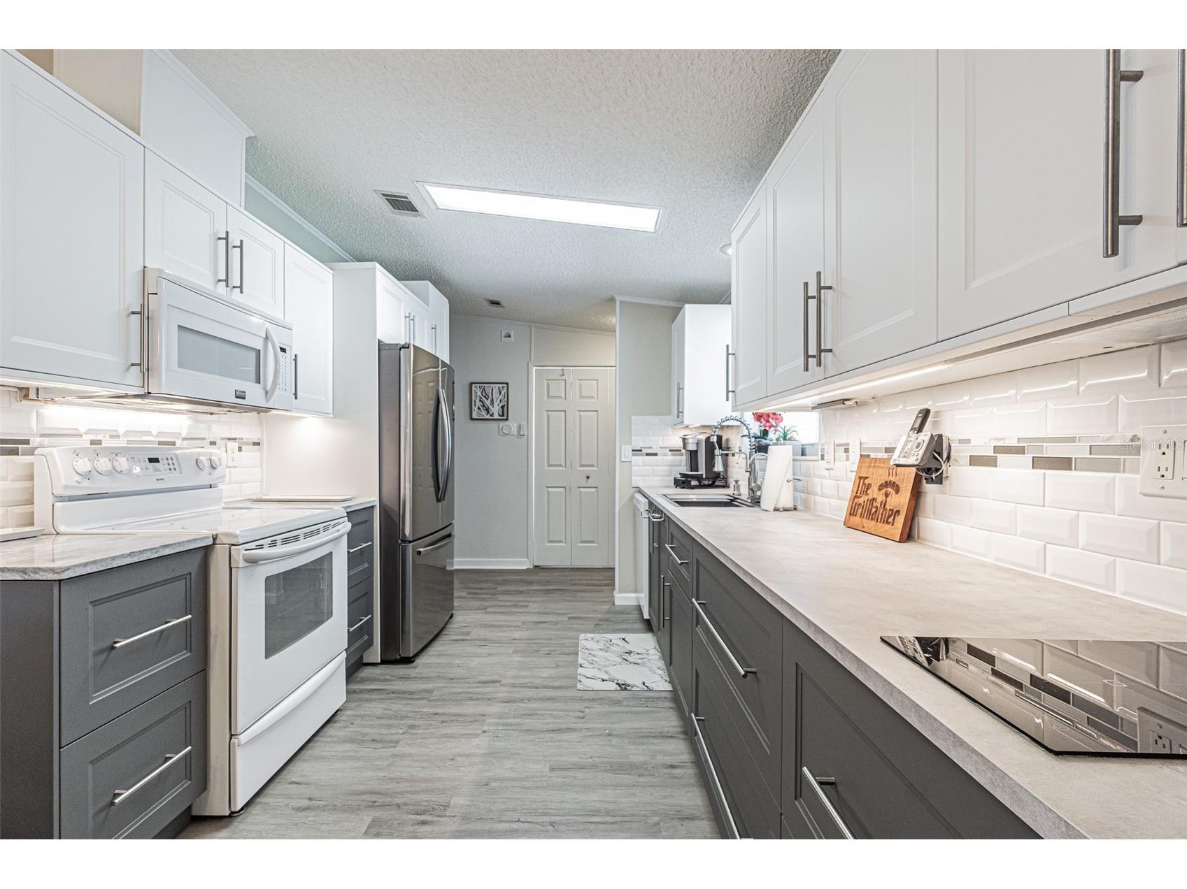 4840 Costa Drive Zephyrhills FL 33541 TB8426227 image17