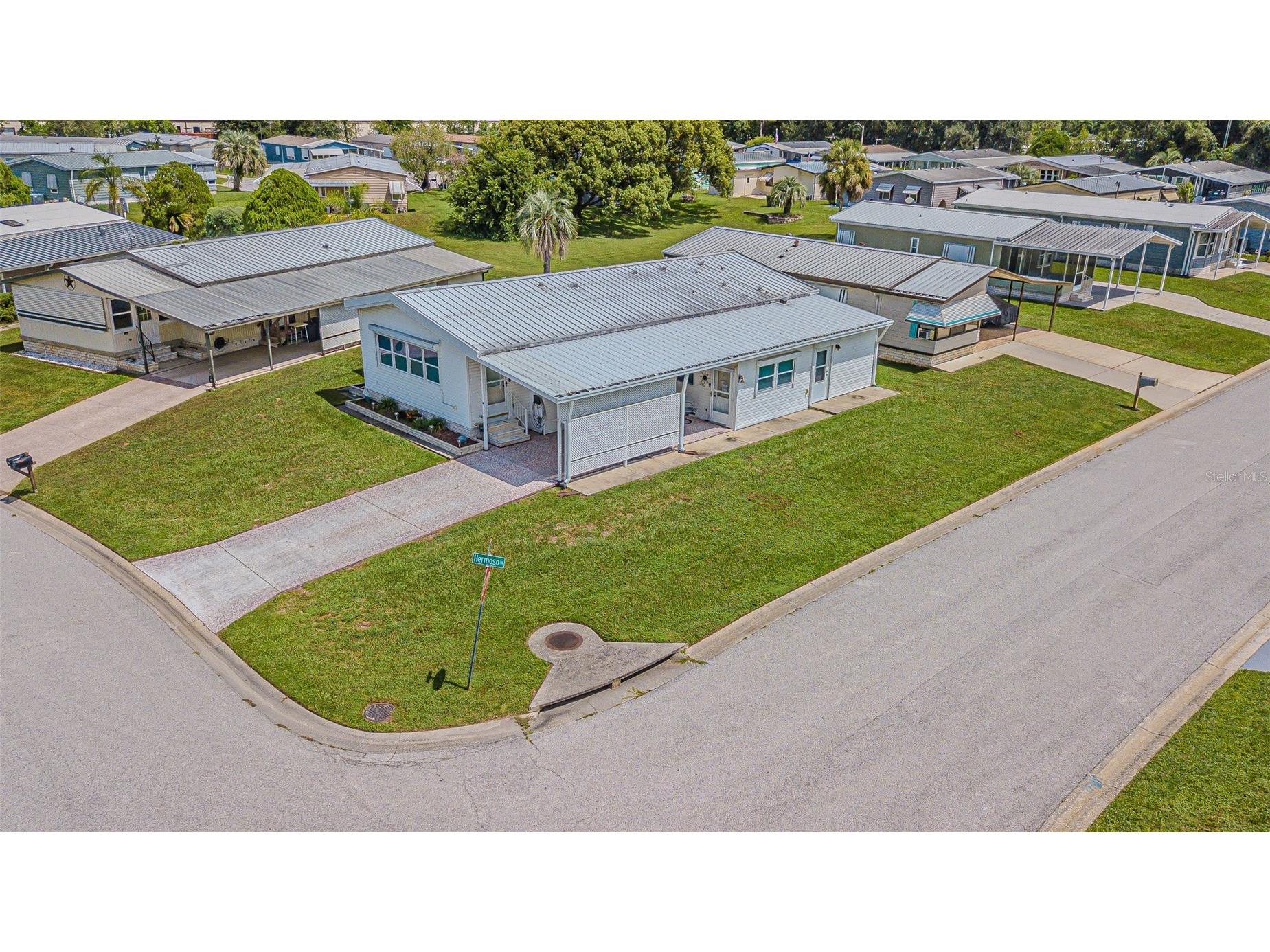 4840 Costa Drive Zephyrhills FL 33541 TB8426227 image41