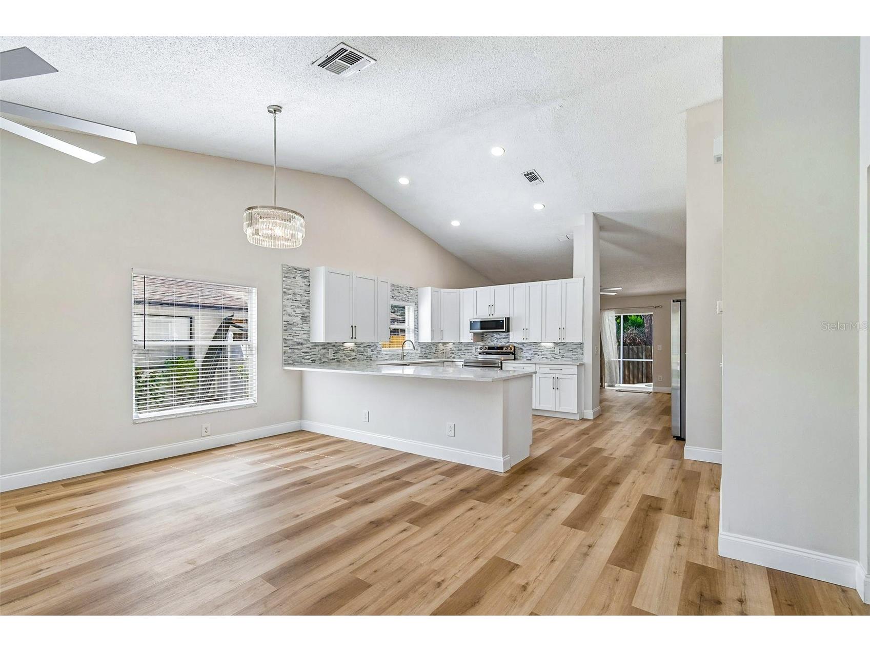 4840 E 99th Avenue Tampa FL 33617 TB8506769 image10