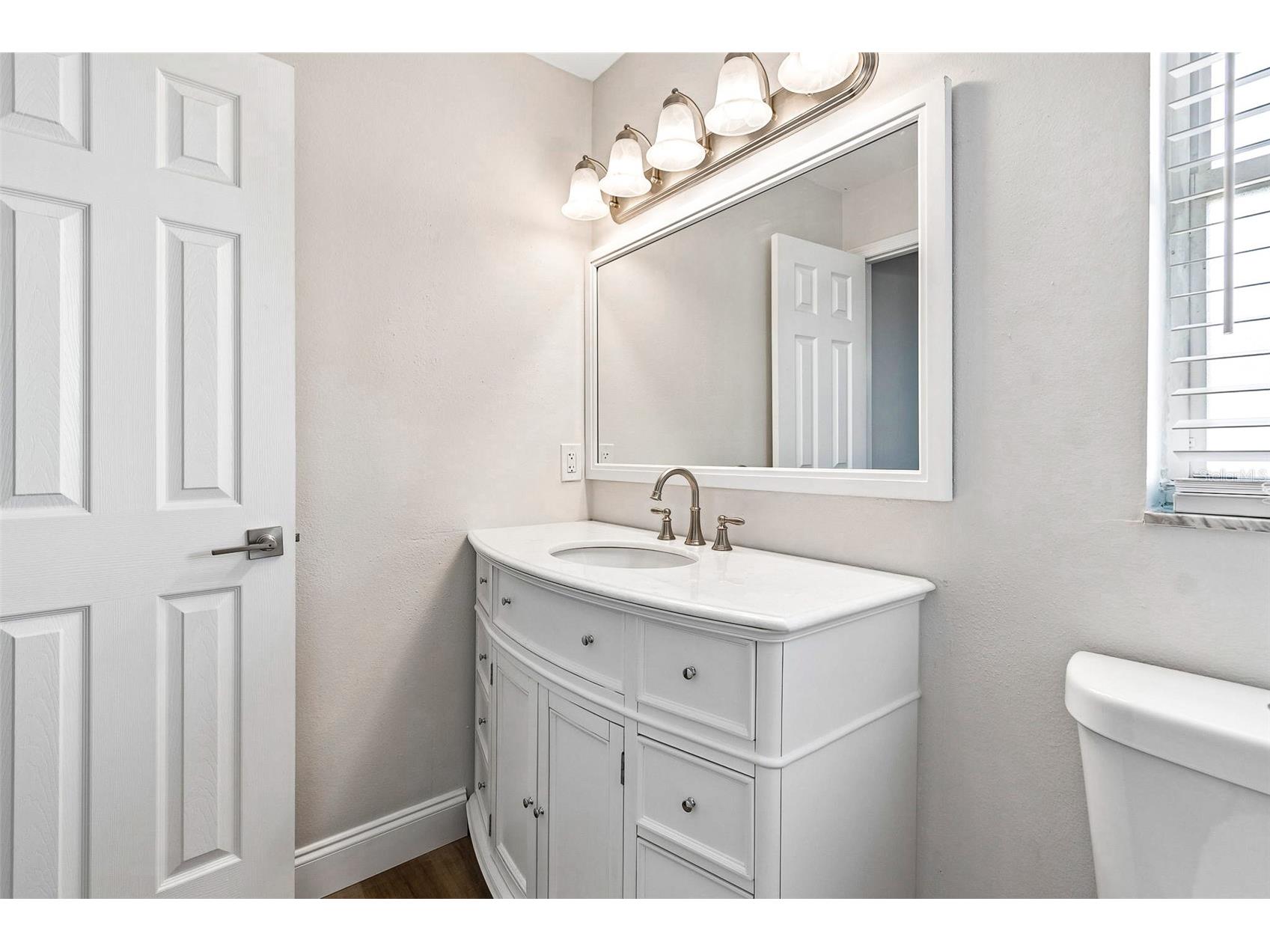 4840 E 99th Avenue Tampa FL 33617 TB8506769 image32