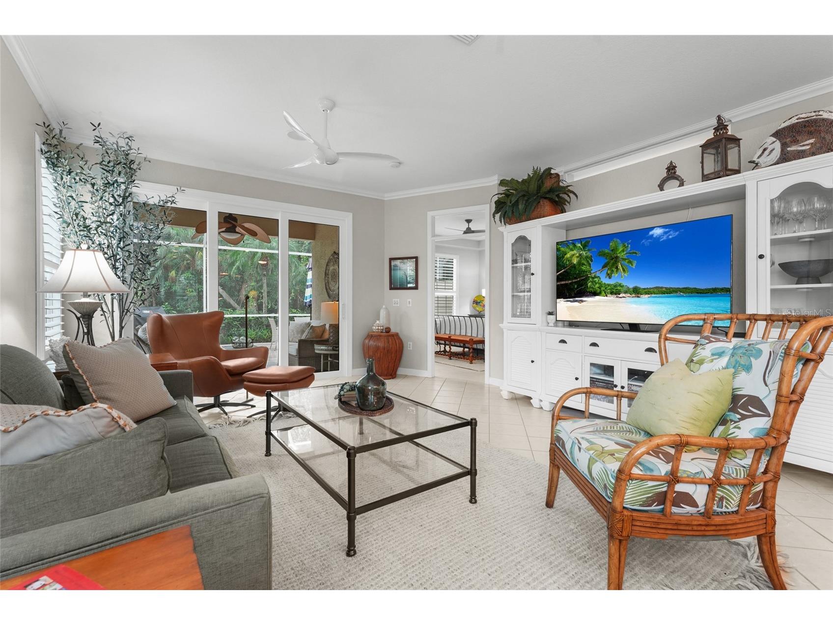 4840 Lakescene Place Sarasota FL 34243 A4663778 image13