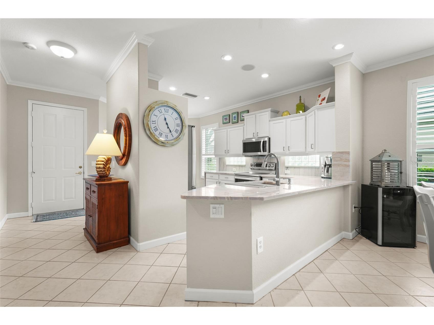 4840 Lakescene Place Sarasota FL 34243 A4663778 image18