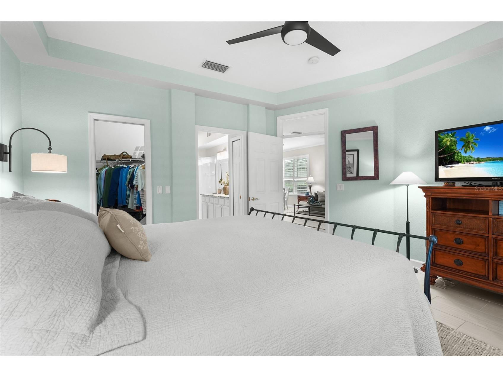 4840 Lakescene Place Sarasota FL 34243 A4663778 image21