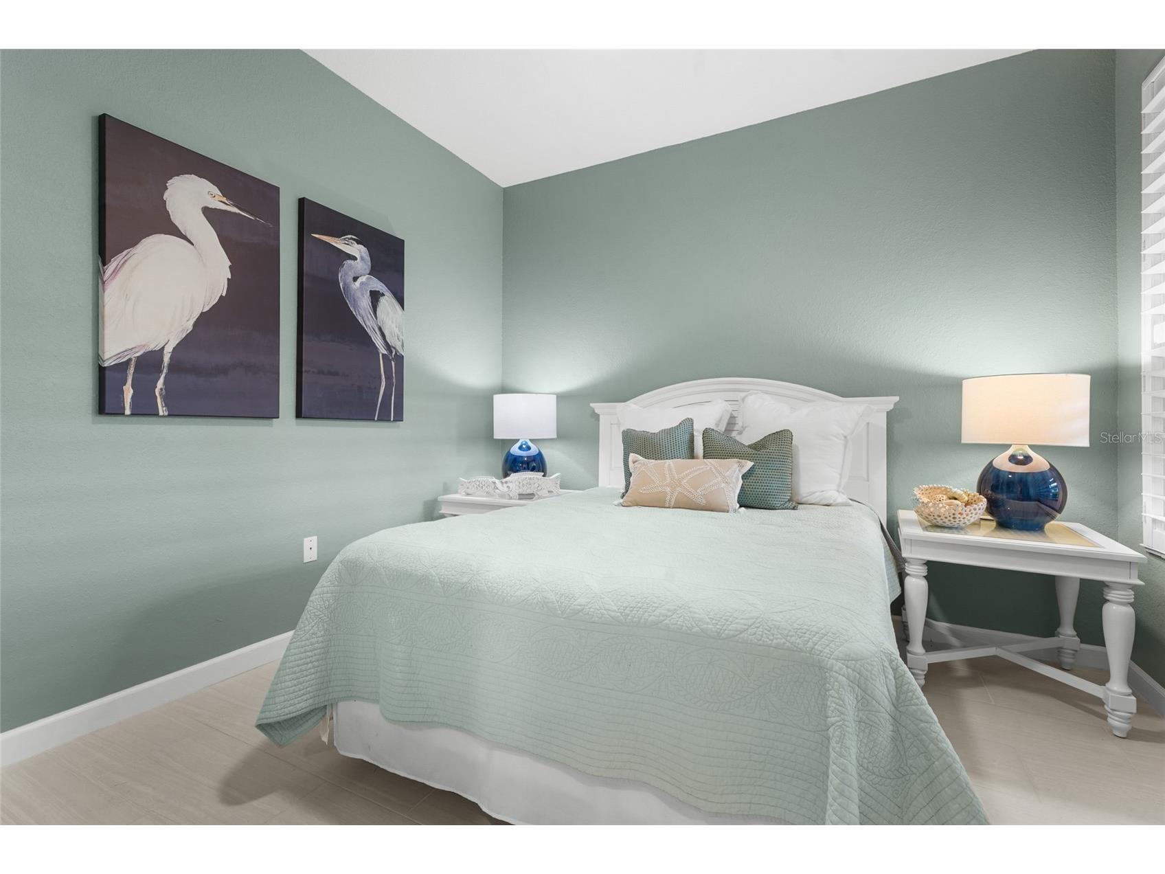 4840 Lakescene Place Sarasota FL 34243 A4663778 image25