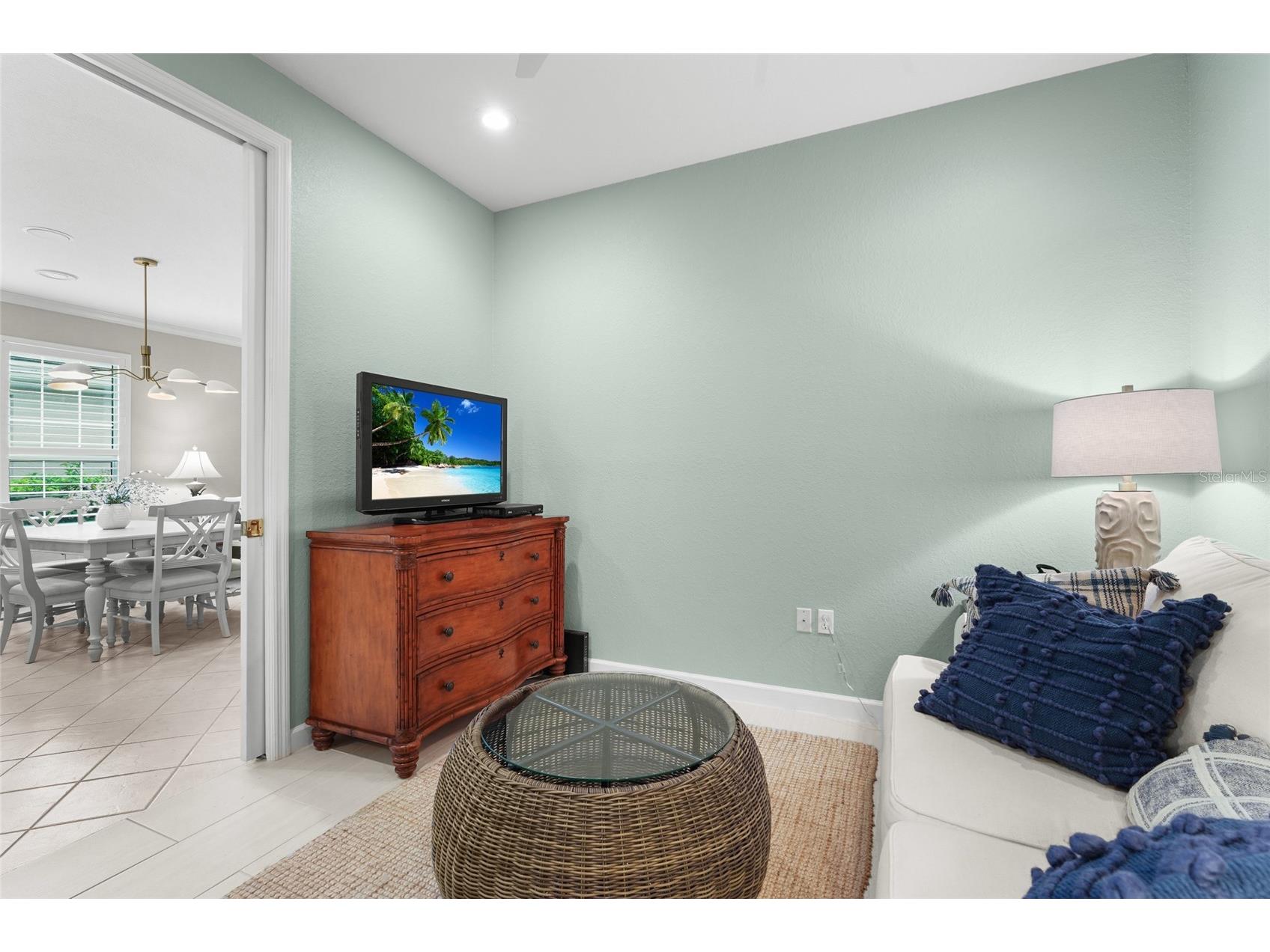 4840 Lakescene Place Sarasota FL 34243 A4663778 image29