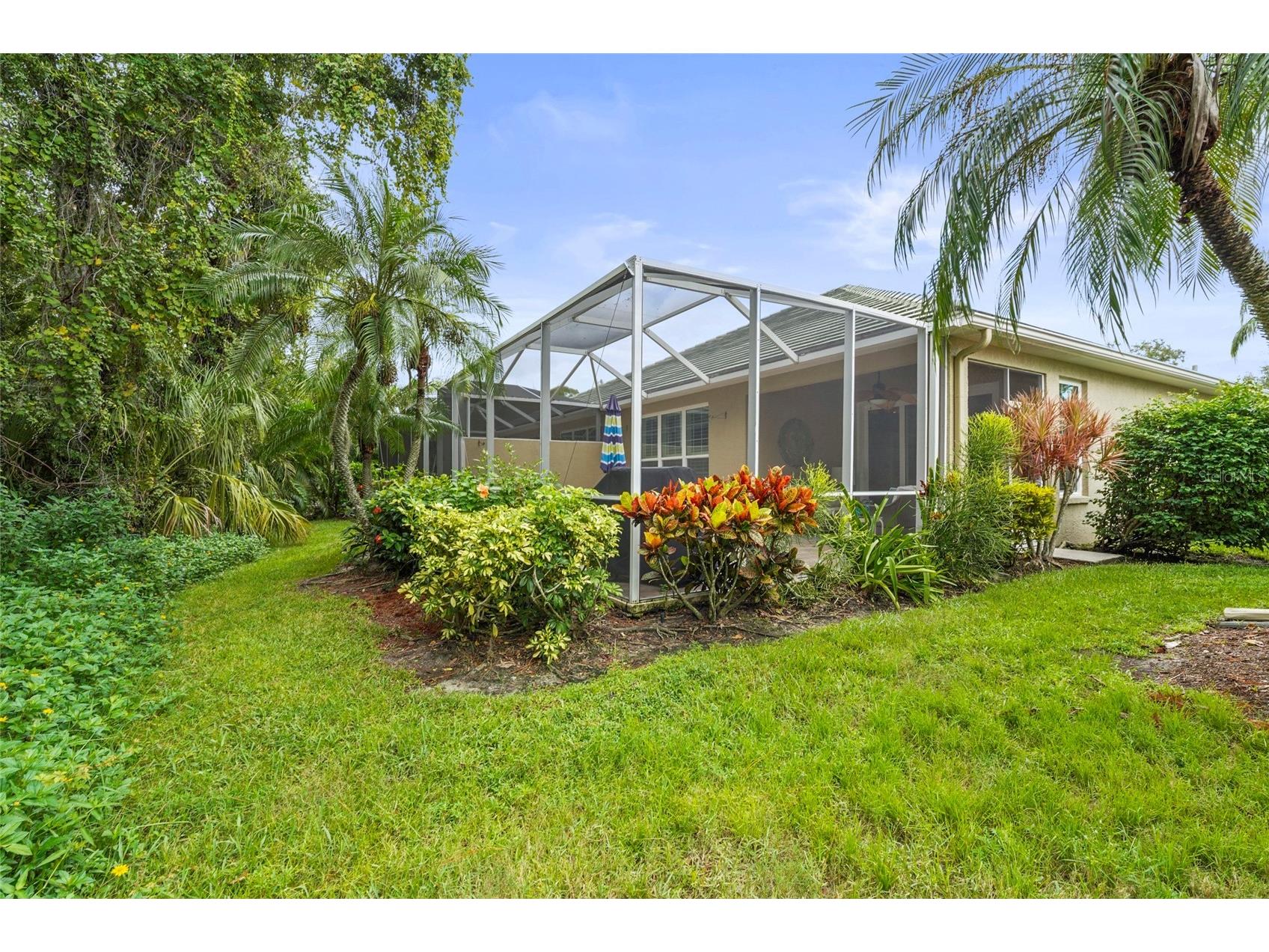 4840 Lakescene Place Sarasota FL 34243 A4663778 image39