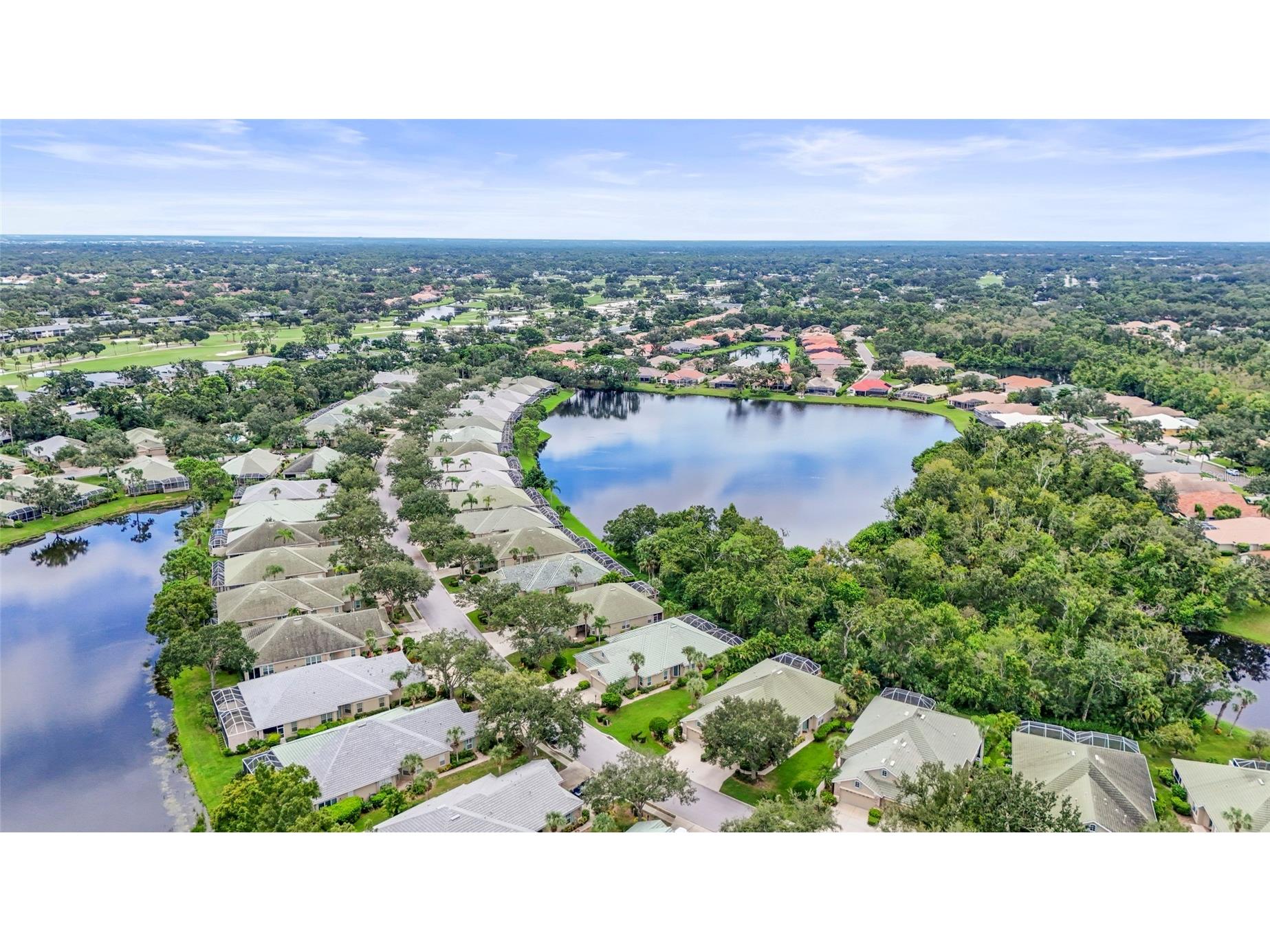 4840 Lakescene Place Sarasota FL 34243 A4663778 image46