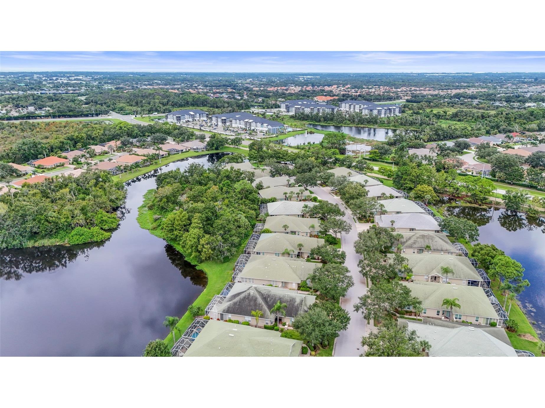 4840 Lakescene Place Sarasota FL 34243 A4663778 image49