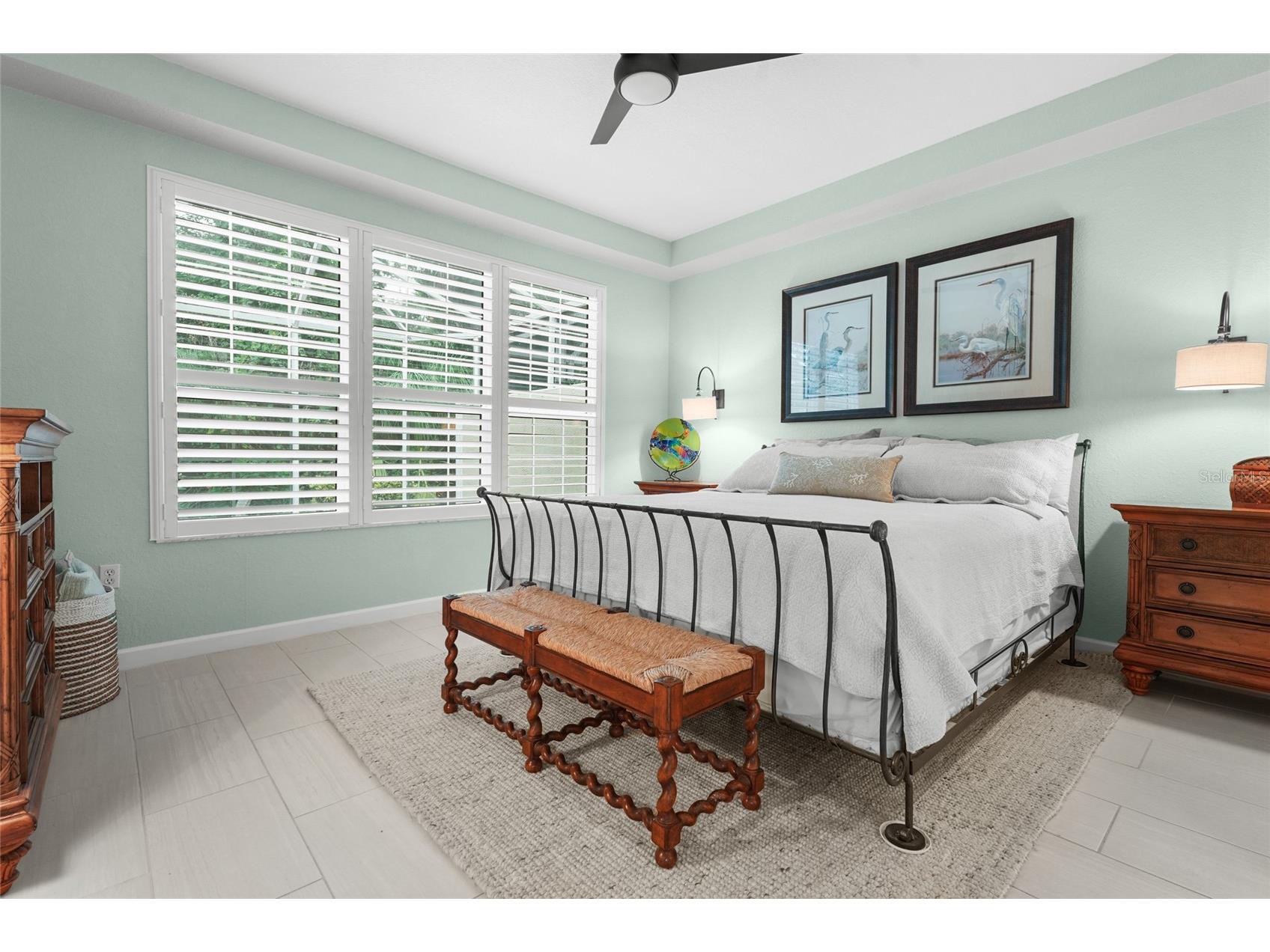 4840 Lakescene Place Sarasota FL 34243 A4663778 image6