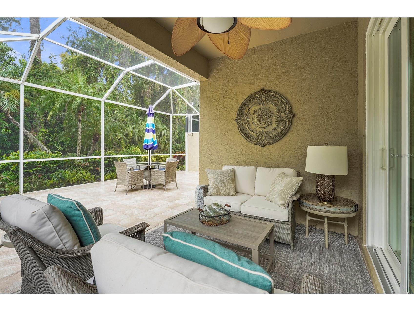 4840 Lakescene Place Sarasota FL 34243 A4663778 image8