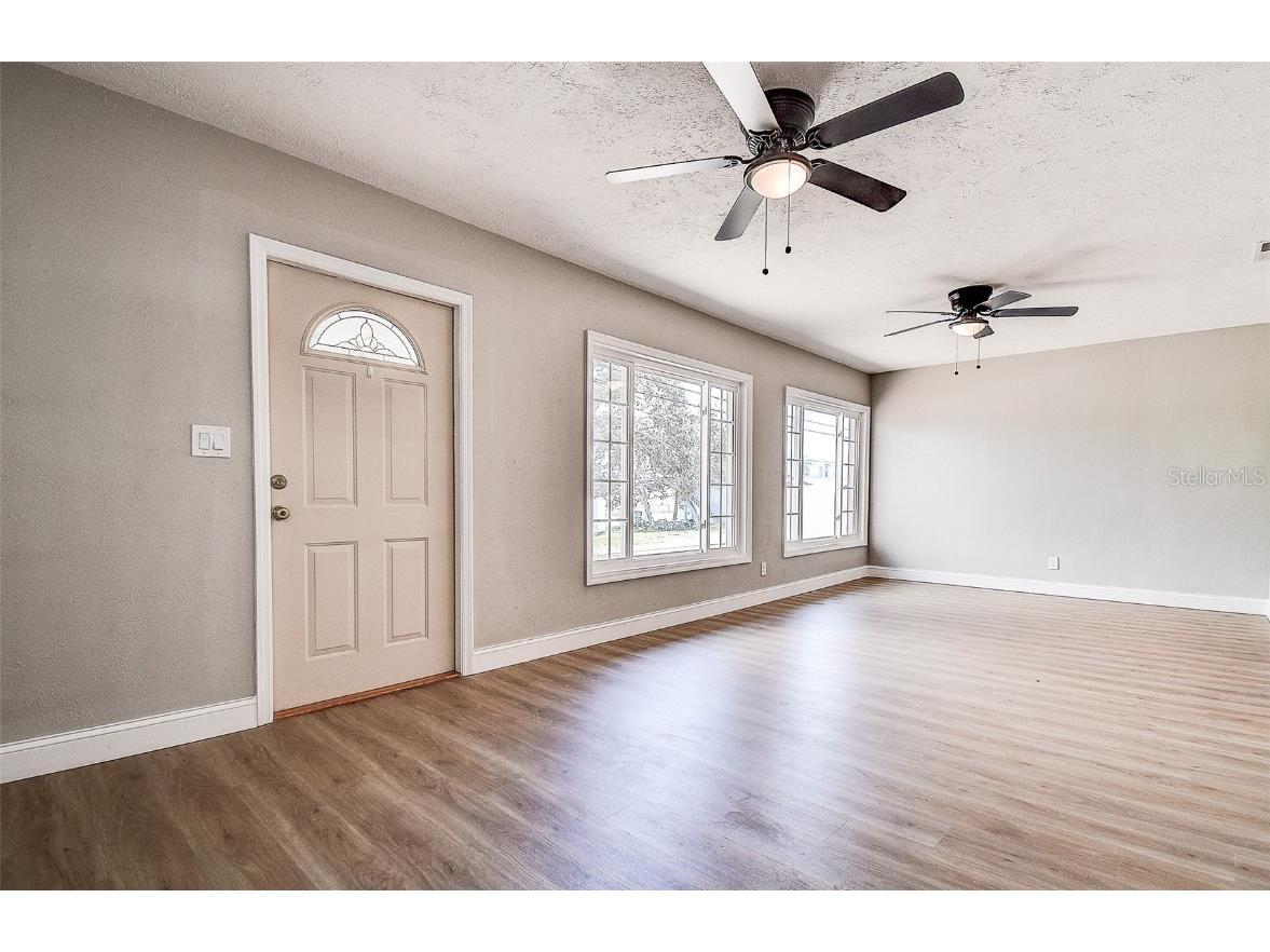 4841 108th Street N Saint Petersburg FL 33708 TB8432078 image18