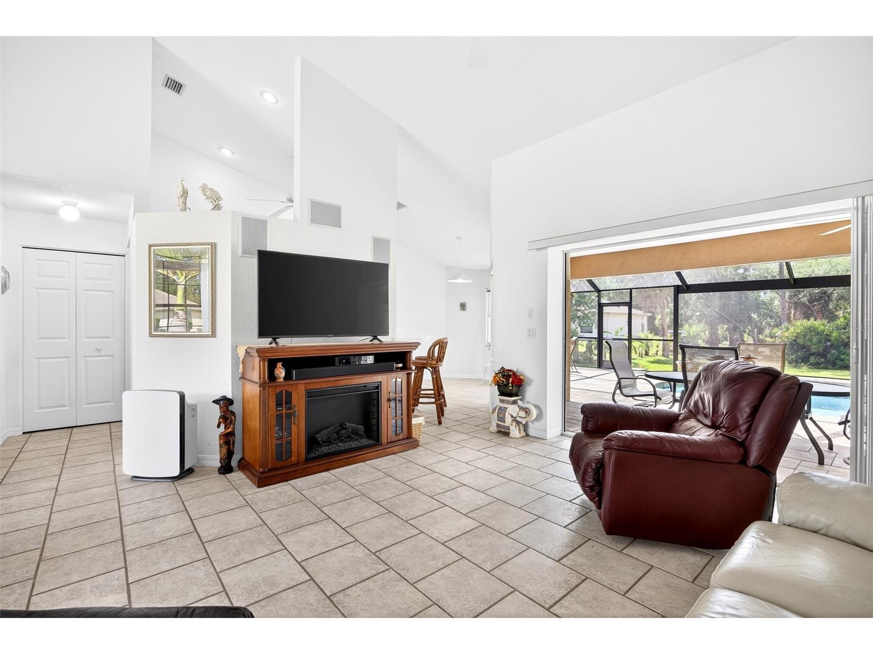 4841 Camelot Street North Port FL 34288 C7526336 image5