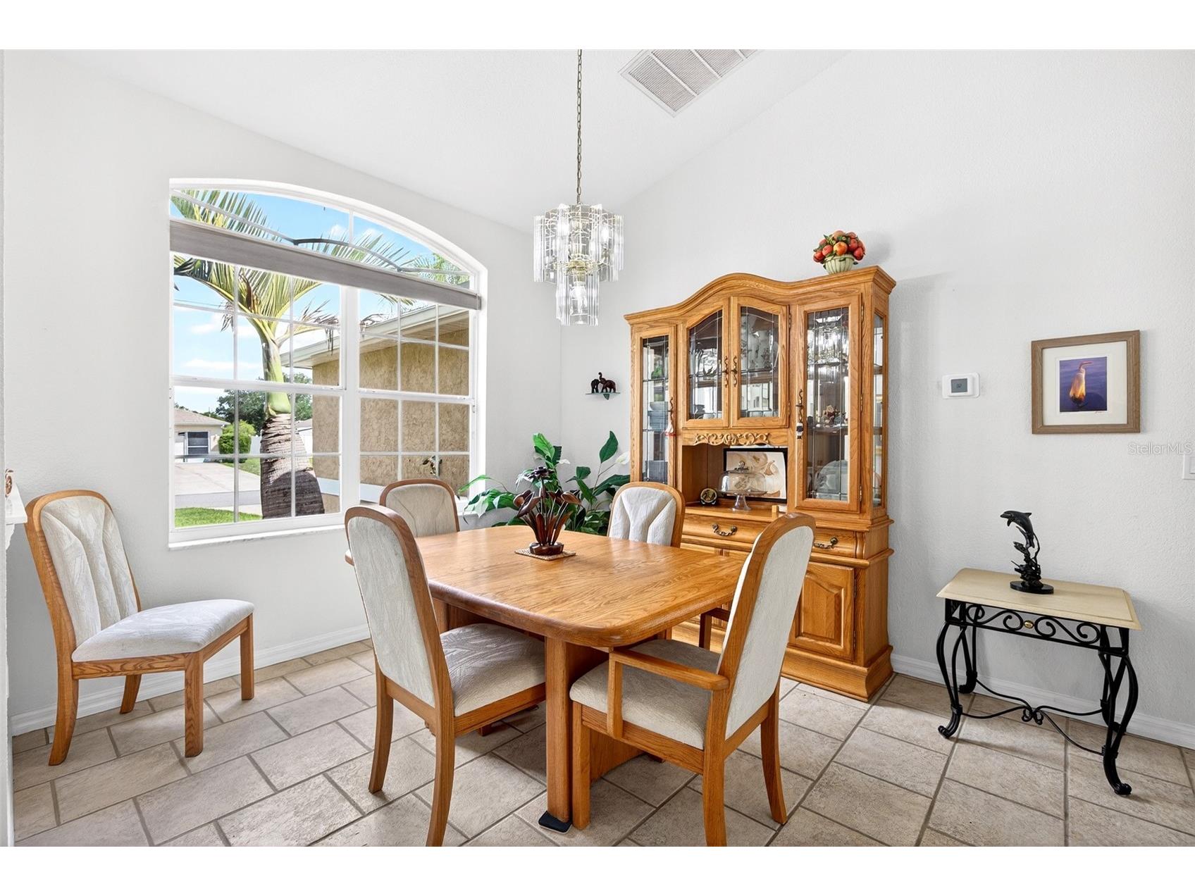 4841 Camelot Street North Port FL 34288 C7526336 image8