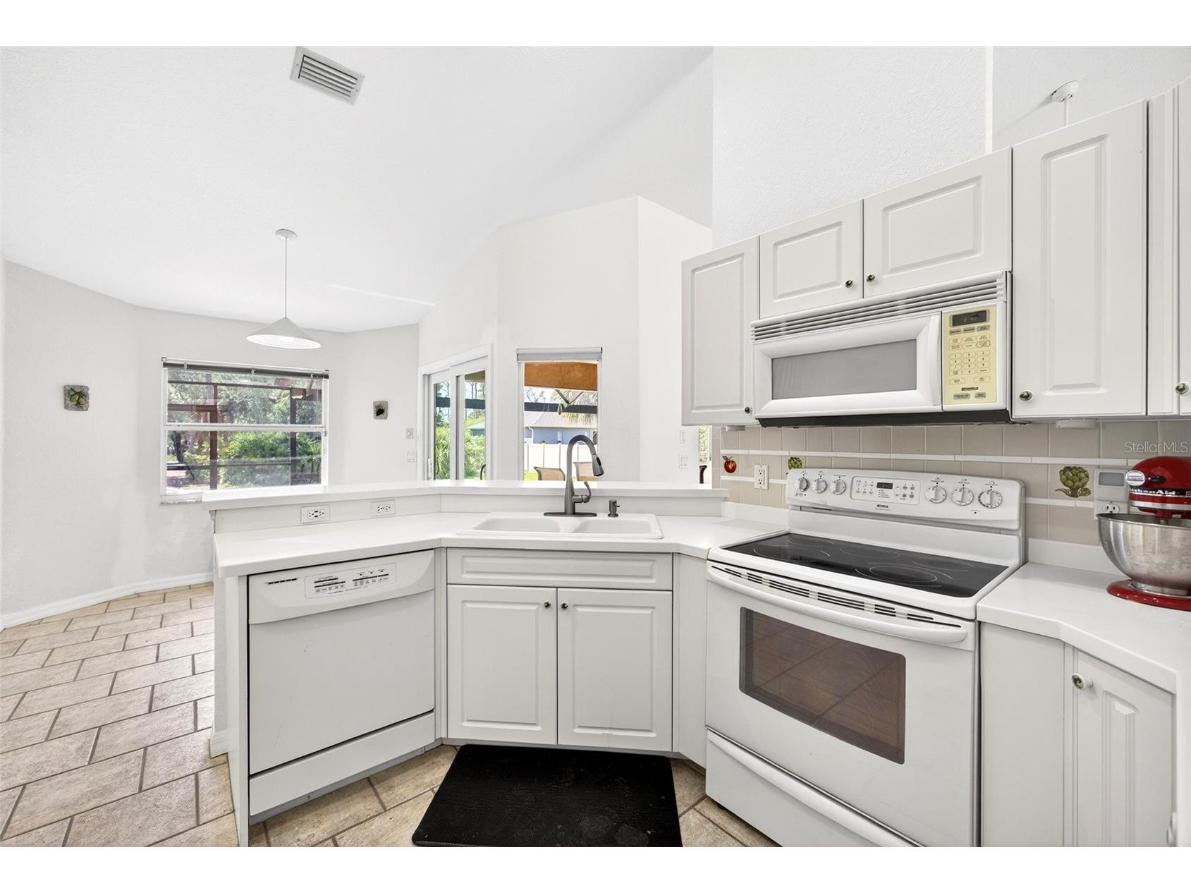 4841 Camelot Street North Port FL 34288 C7526336 image9
