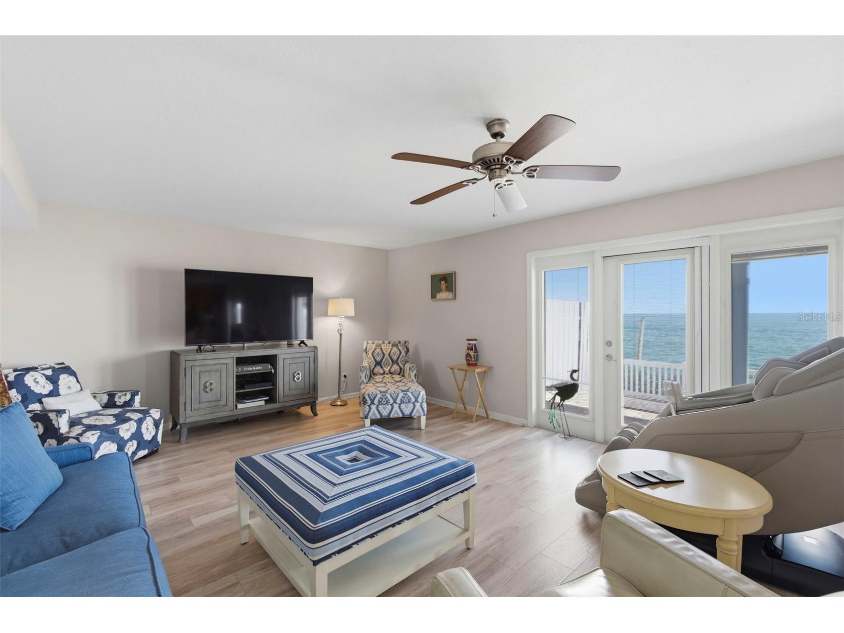 4842 Coquina Key Drive SE #B Saint Petersburg FL 33705 TB8477983 image15