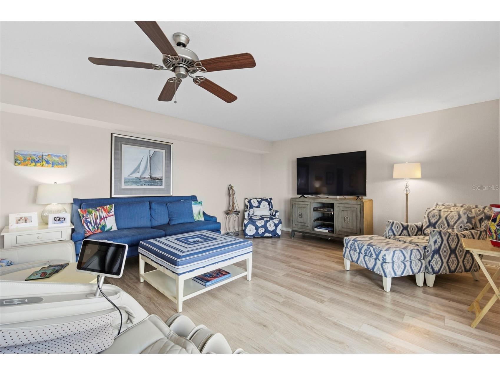 4842 Coquina Key Drive SE #B Saint Petersburg FL 33705 TB8477983 image16