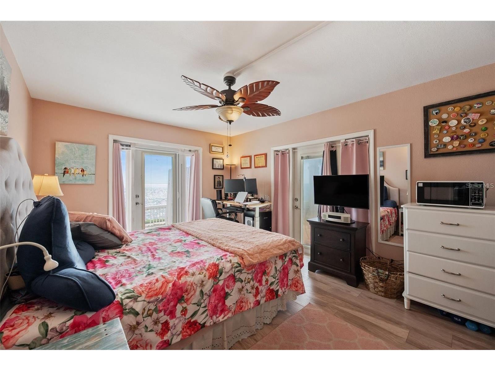 4842 Coquina Key Drive SE #B Saint Petersburg FL 33705 TB8477983 image28