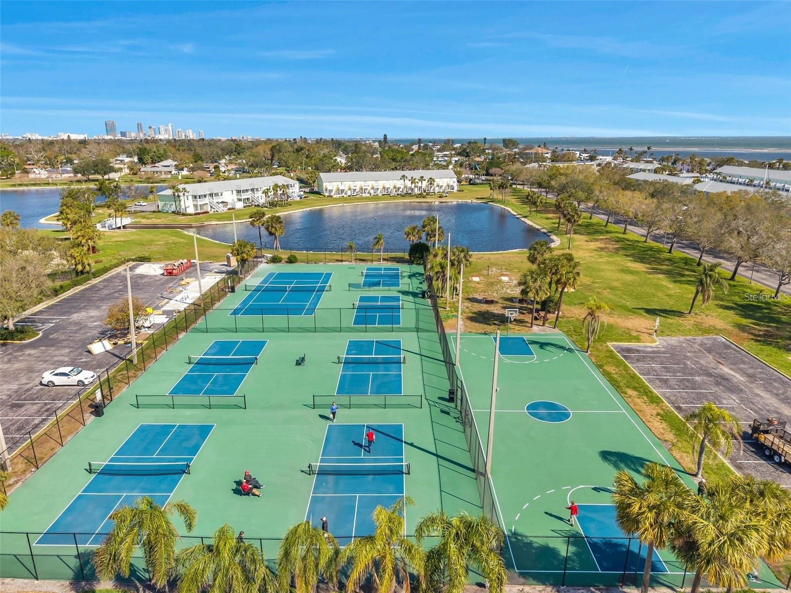 4842 Coquina Key Drive SE #B Saint Petersburg FL 33705 TB8477983 image44