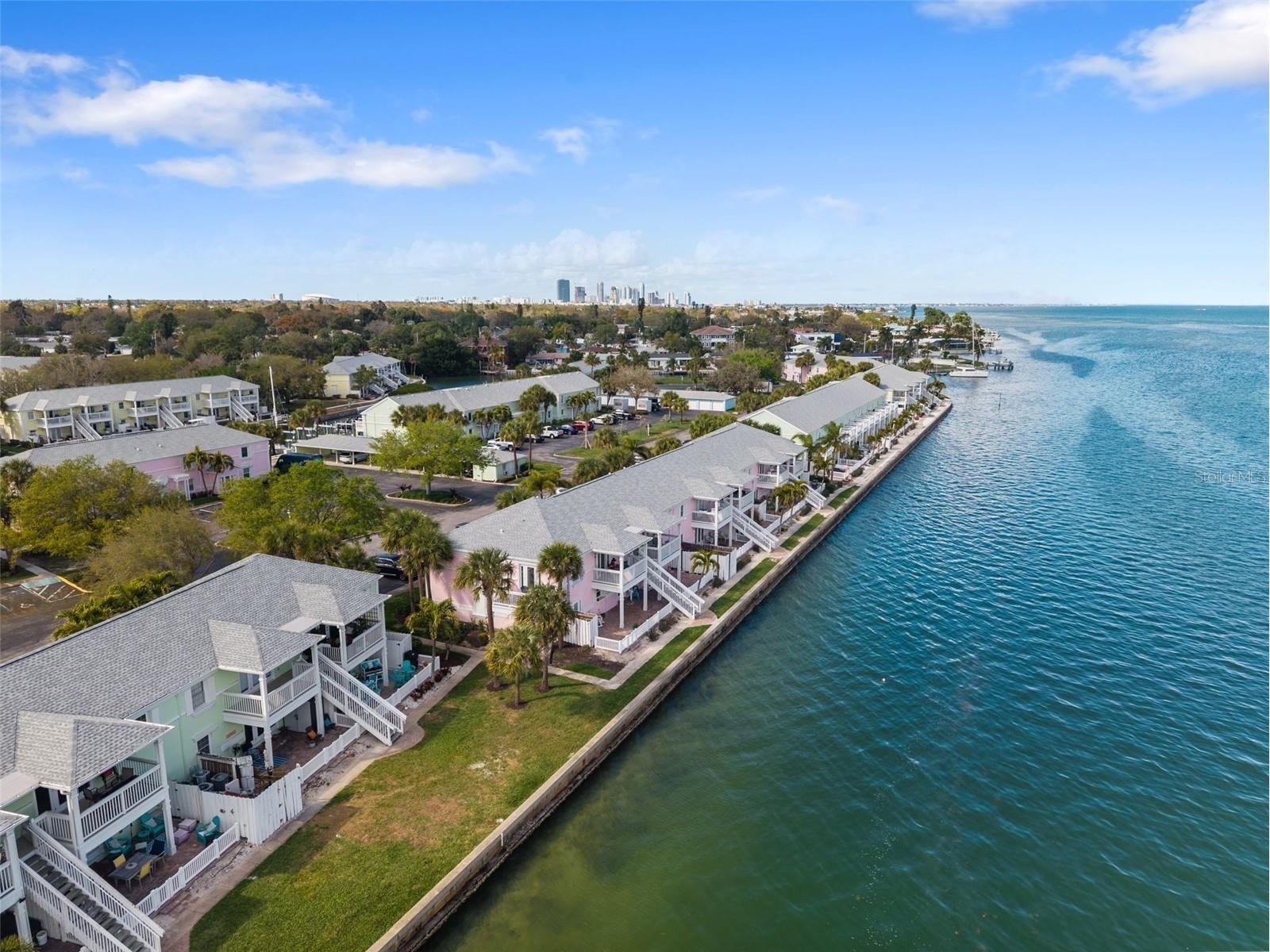 4842 Coquina Key Drive SE #B Saint Petersburg FL 33705 TB8477983 image55