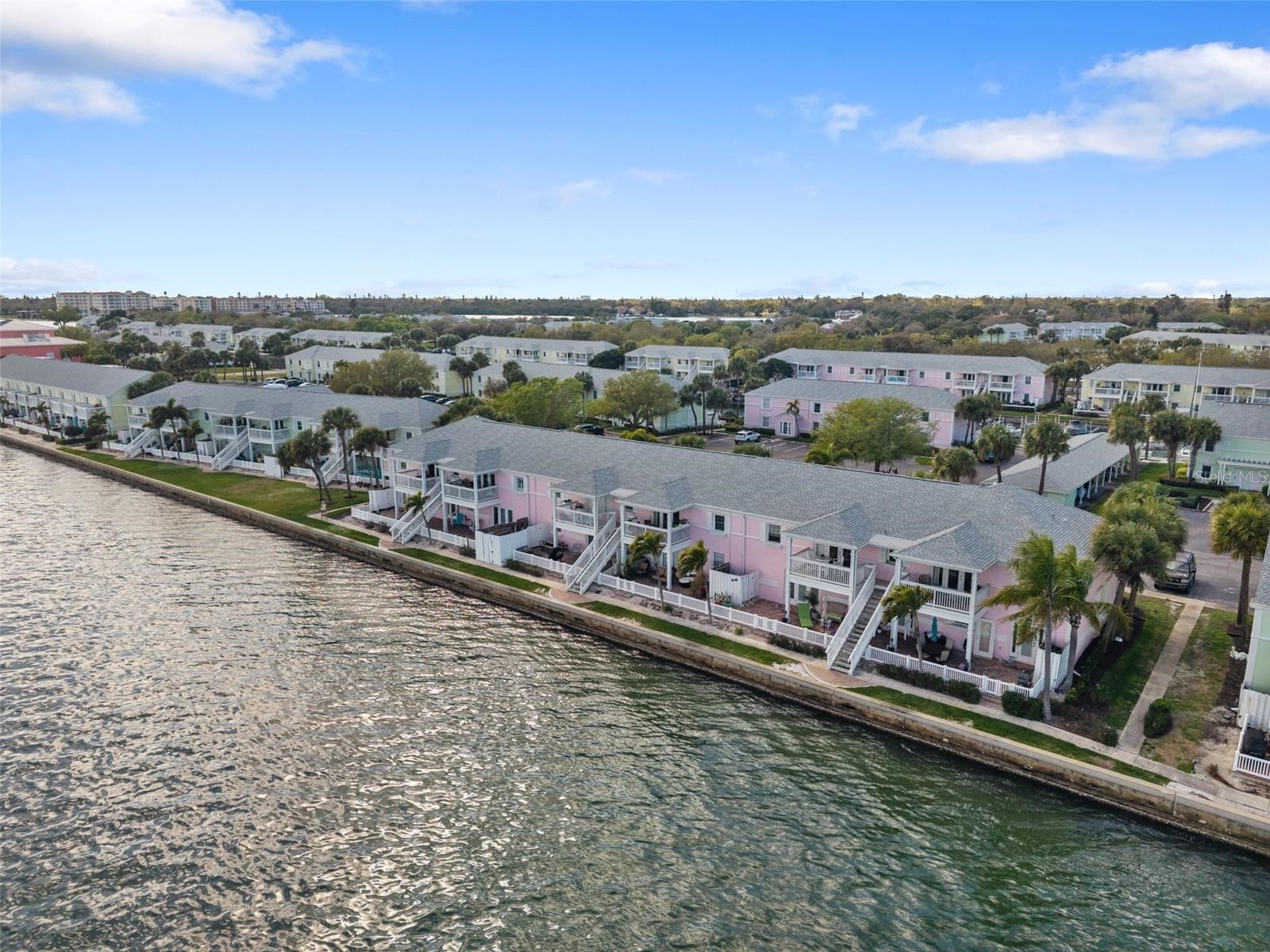 4842 Coquina Key Drive SE #B Saint Petersburg FL 33705 TB8477983 image56