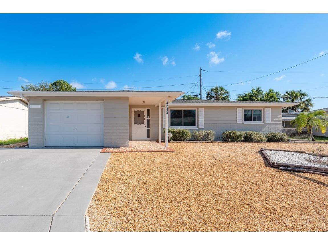 4842 Odyssey Avenue Holiday FL 34690 TB8389144 image1