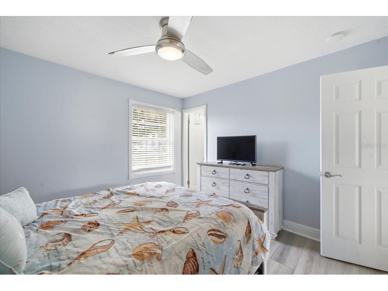 4843 Coquina Key Drive SE #A Saint Petersburg FL 33705 TB8520788 image29