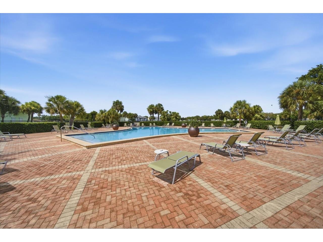 4843 Coquina Key Drive SE #A Saint Petersburg FL 33705 TB8520788 image53