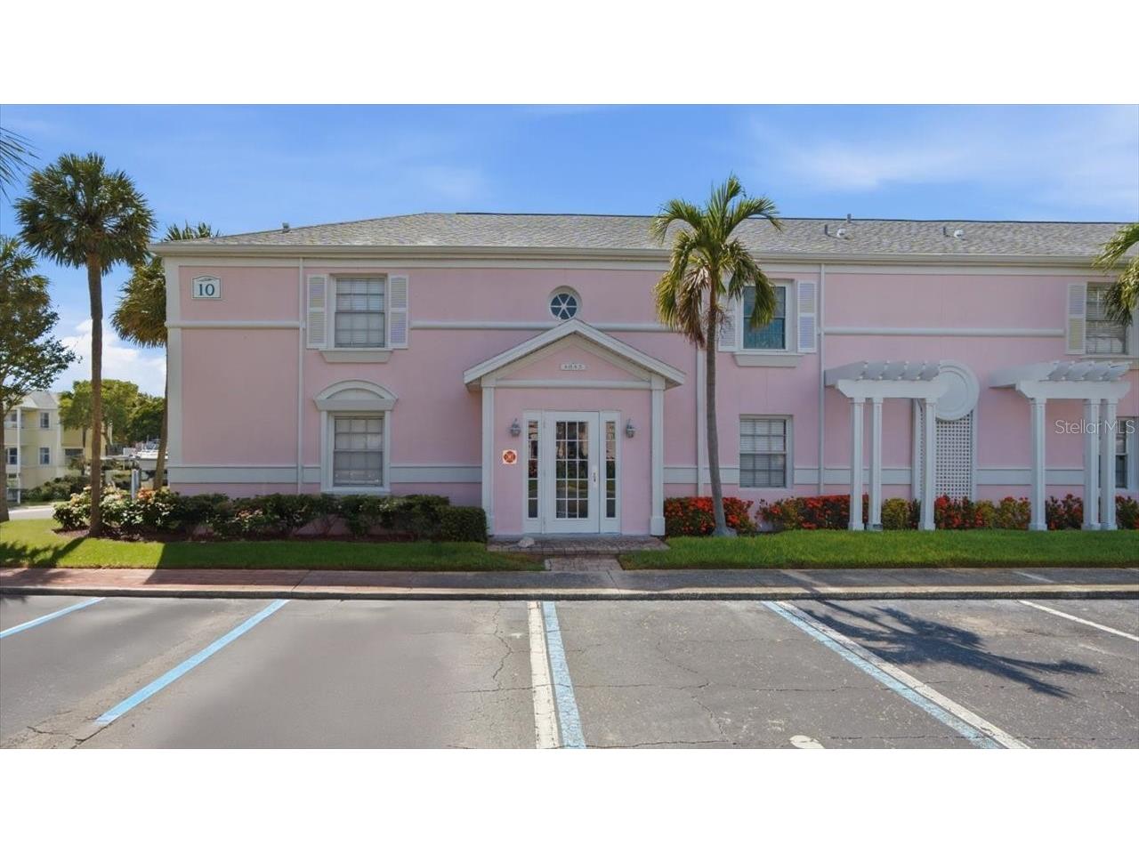 4843 Coquina Key Drive SE #A Saint Petersburg FL 33705 TB8520788 image79
