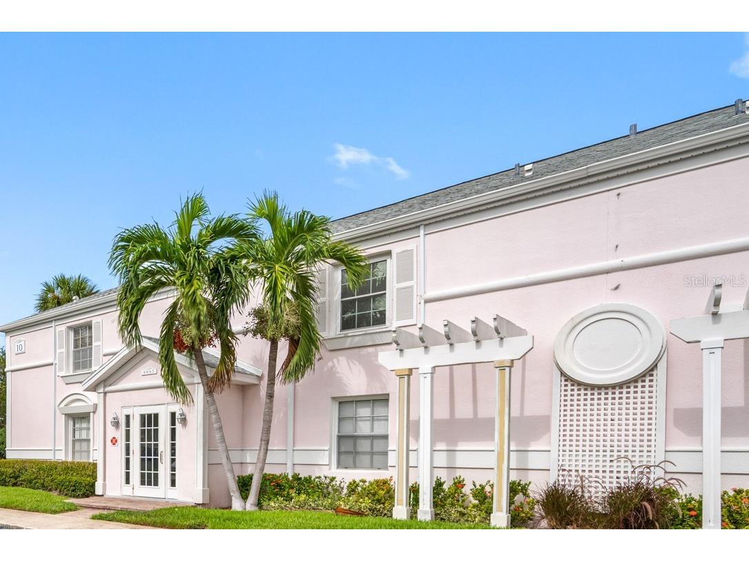 4843 Coquina Key Drive SE #C Saint Petersburg FL 33705 U8212873 image1