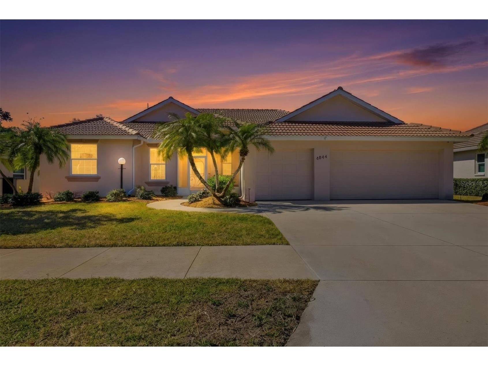 4844 Three Oaks Boulevard Sarasota FL 34233 N6142377 image1