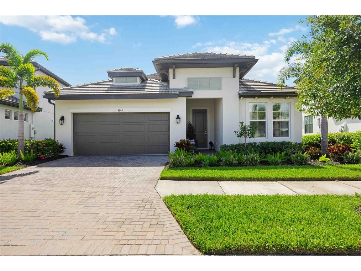 4845 Antrim Drive Sarasota FL 34240 A4617662 image1