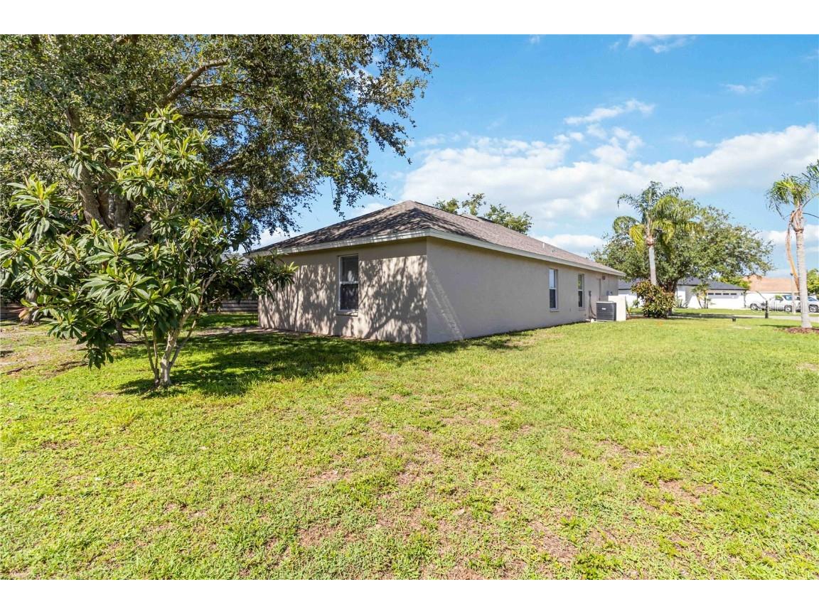 4845 Post Pointe Drive Sarasota FL 34233 A4655604 image29