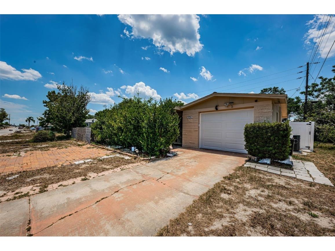 4846 Gaslight Avenue Holiday FL 34690 U8244995 image1