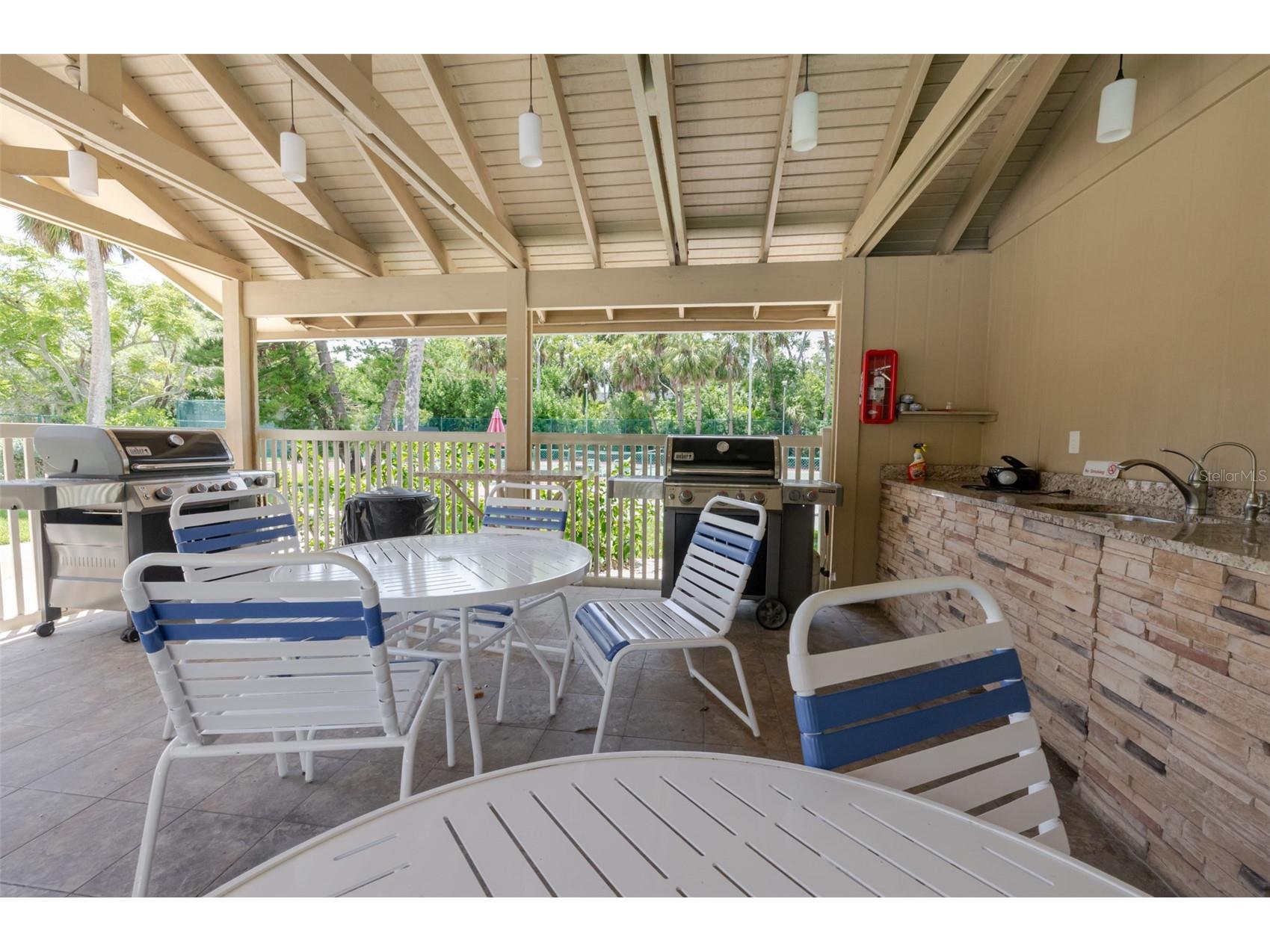 4846 Village Gardens Drive Sarasota FL 34234 A4660898 image20