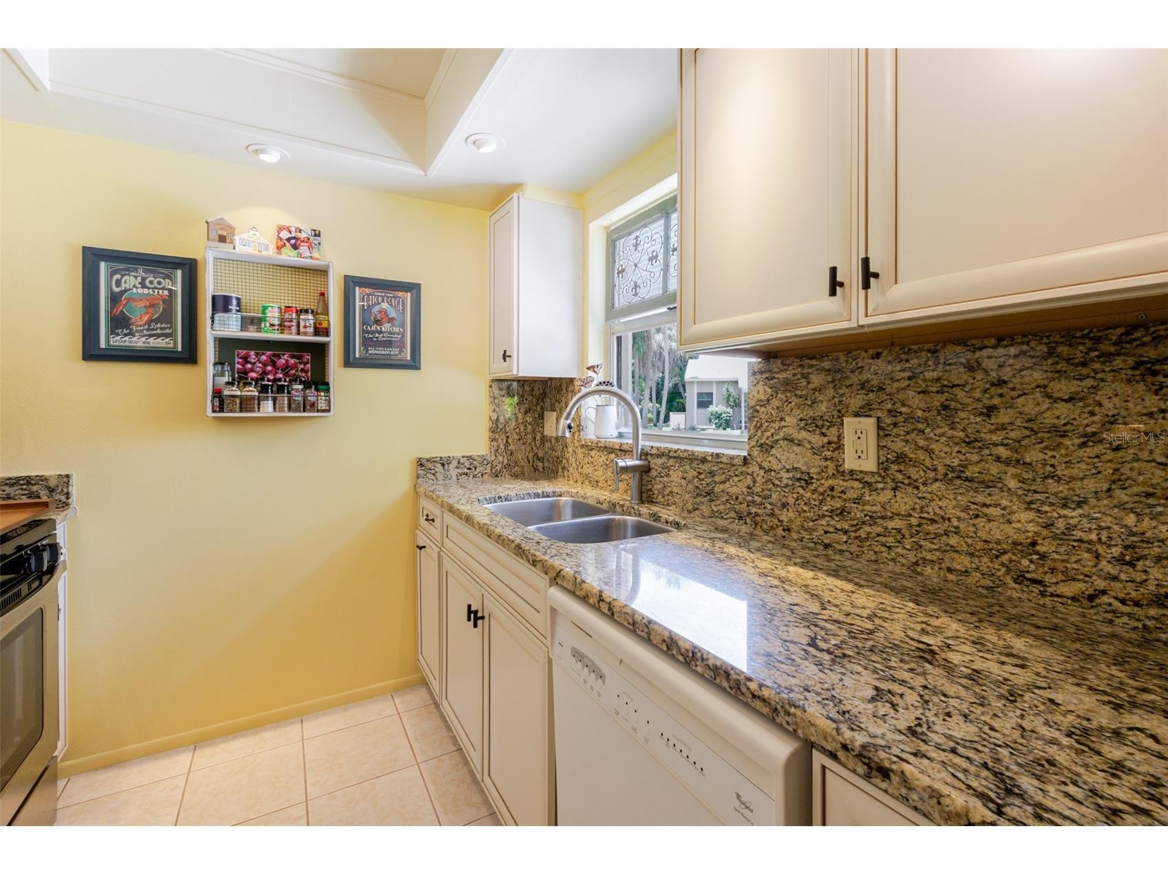 4846 Village Gardens Drive Sarasota FL 34234 A4660898 image6