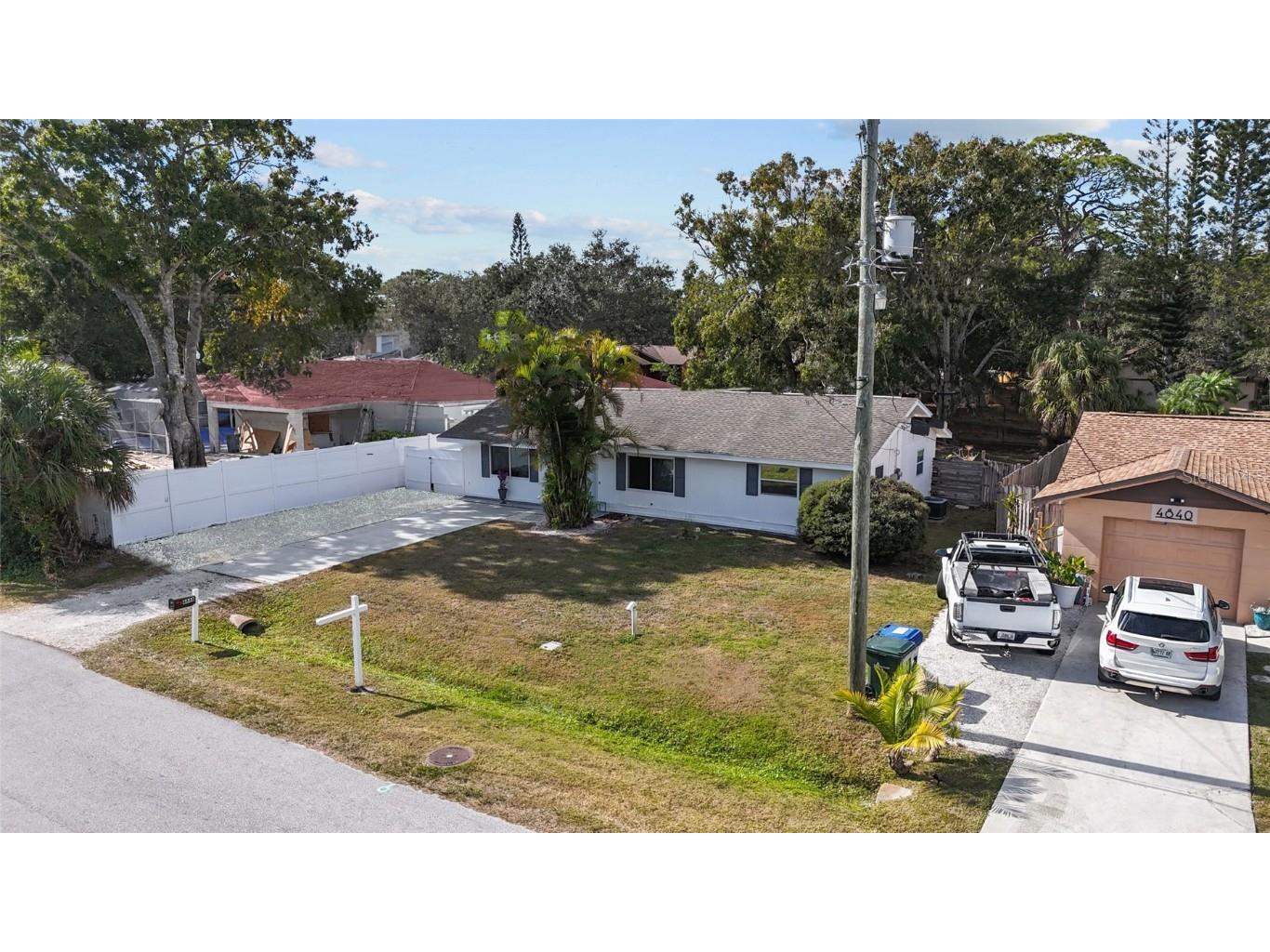 4848 Camphor Avenue Sarasota FL 34231 A4675711 image32