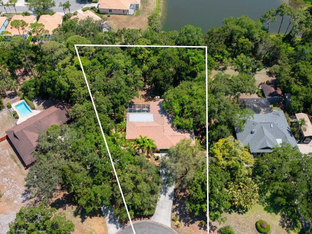 4848 Dunn Drive Sarasota FL 34233 A4611268 image1