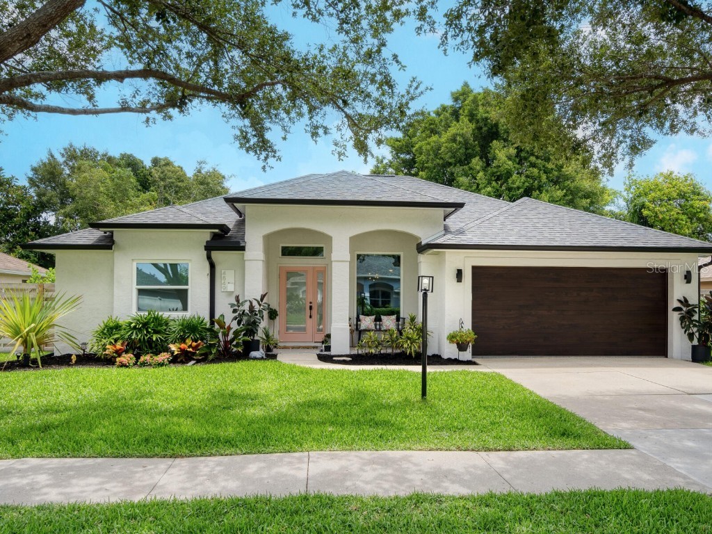 4849 Post Pointe Drive Sarasota FL 34233 A4615956 image1