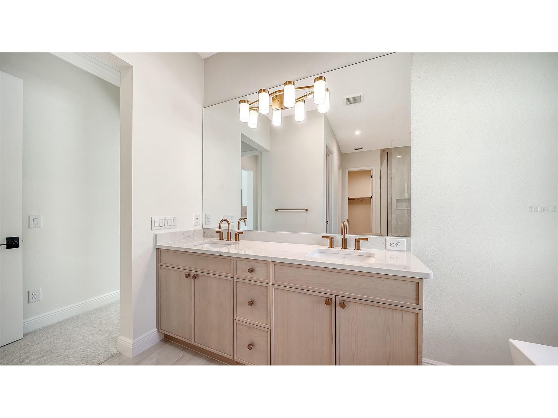 485 Bocelli Drive North Venice FL 34275 A4684973 image22