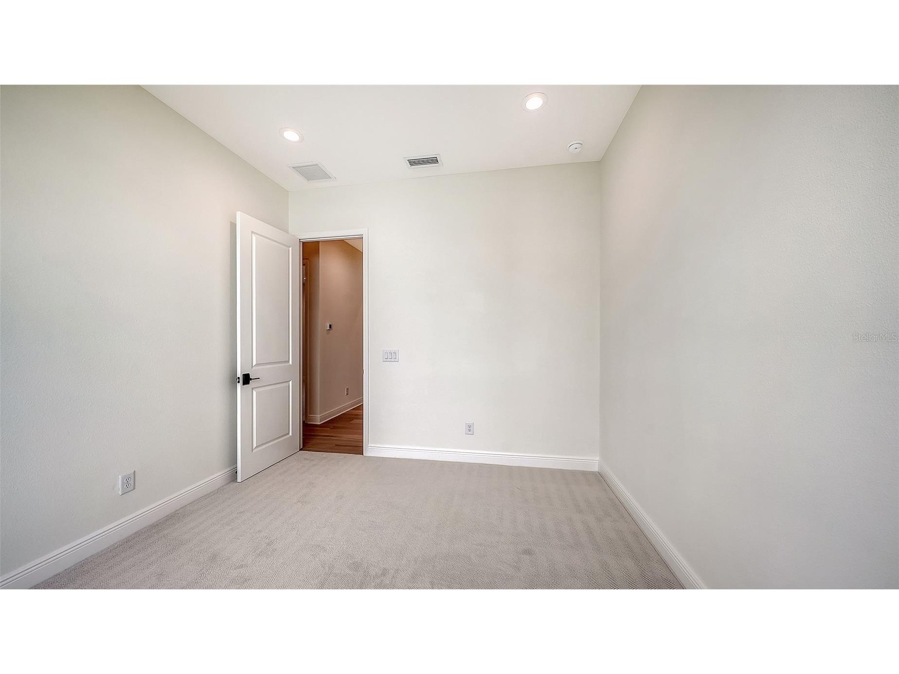 485 Bocelli Drive North Venice FL 34275 A4684973 image31