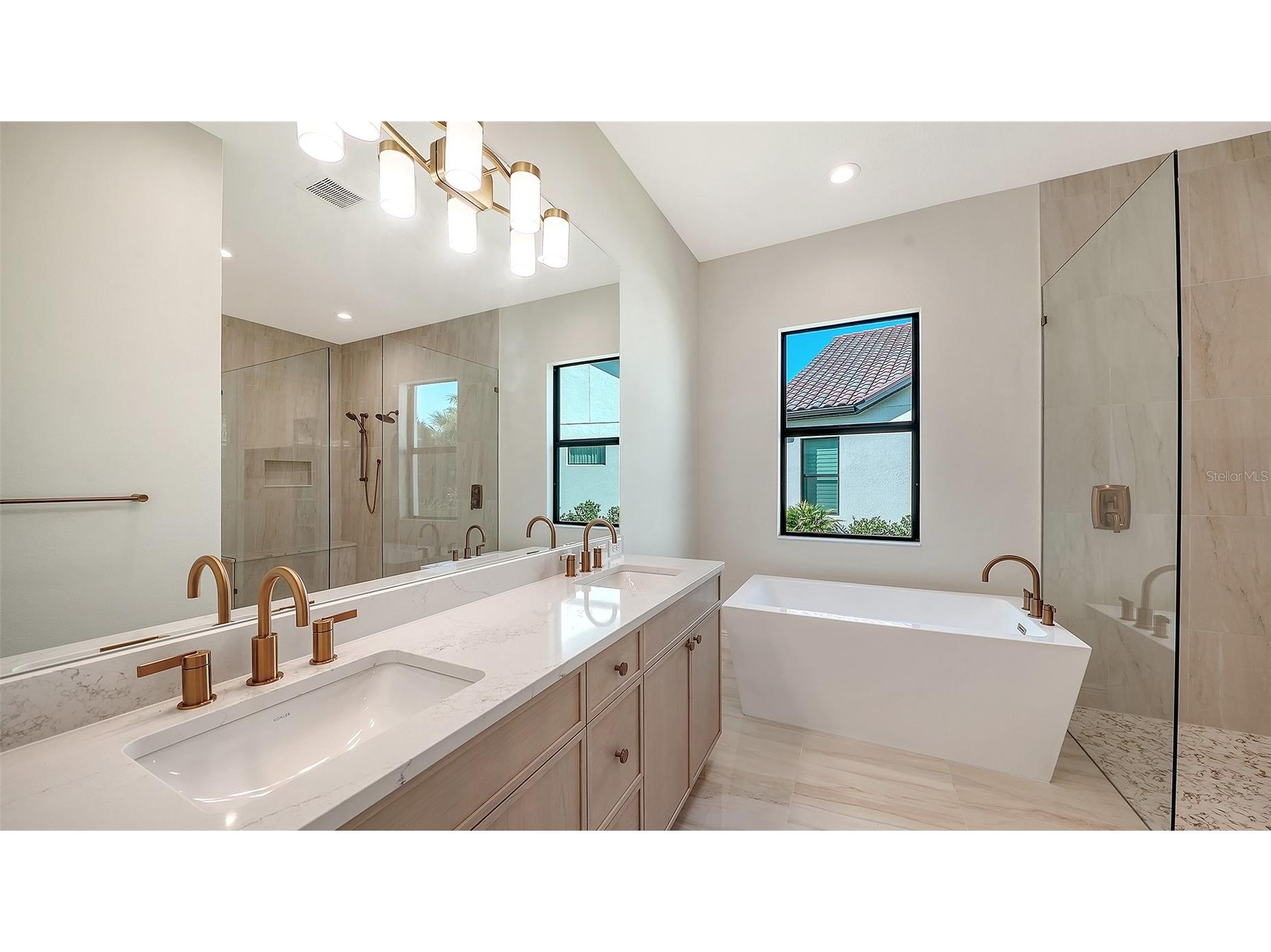 485 Bocelli Drive North Venice FL 34275 A4684973 image4