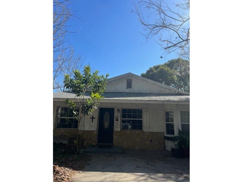 485 Dickson Avenue Osteen FL 32764 V4941307 image2