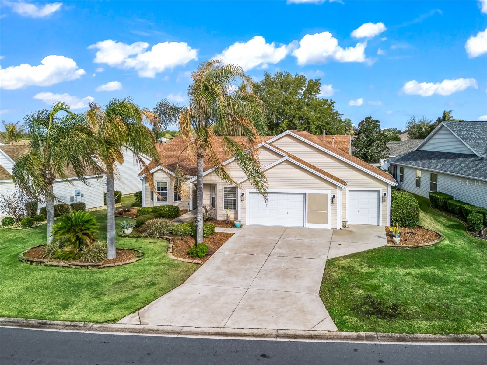 485 Mallory Hill Drive The Villages FL 32162 G5107924 image1