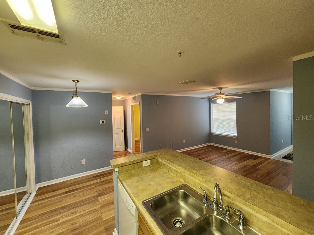 4850 51st Street W #1103 Bradenton FL 34210 A4674644 image6