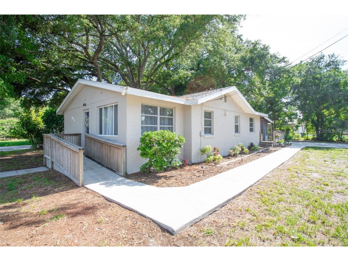 4850 71st Street N Saint Petersburg FL 33709 U8247474 image1