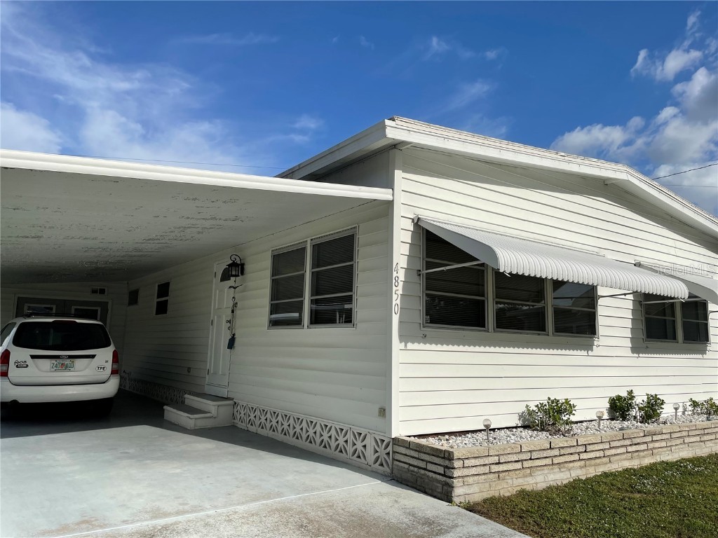 4850 Brae Burn Avenue Sarasota FL 34234 A4551764 image1