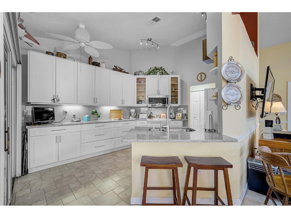 4850 Raintree Street Circle E Bradenton FL 34203 A4665570 image9